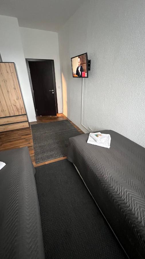 Pension Chevermeto Chemnitz Exterior photo
