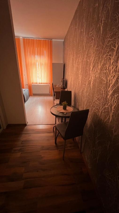 Pension Chevermeto Chemnitz Exterior photo